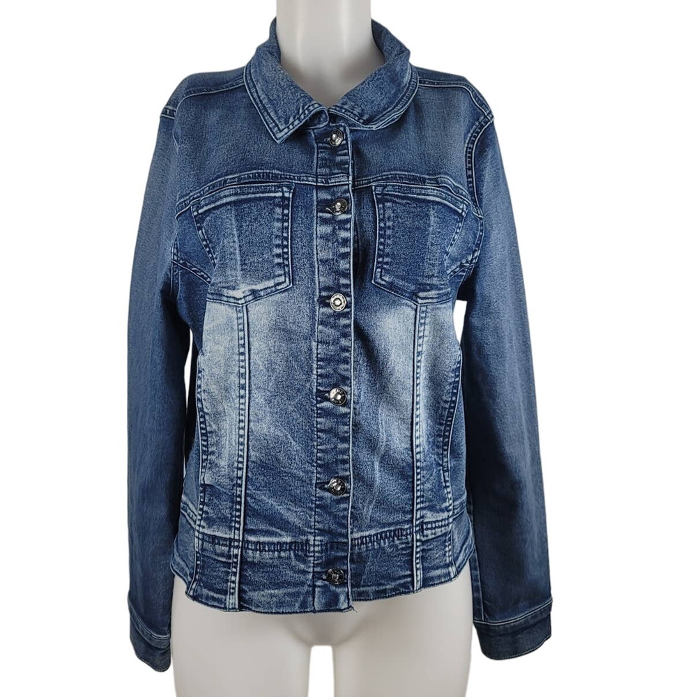 Venus Lightly Distressed Decorative Button Women's Jean Jacket L